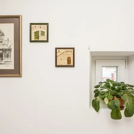 Stylish In The Center Of شقة *