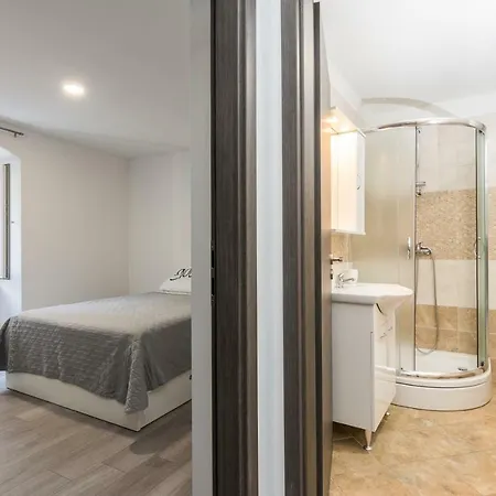 Stylish In The Center Of شقة زادار