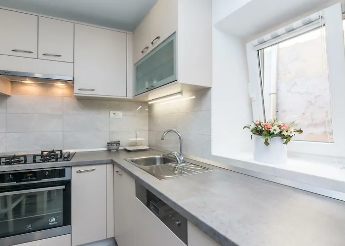 Stylish In The Center Of Appartement