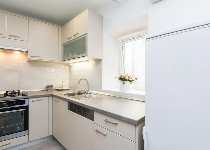 شقة Stylish In The Center Of *