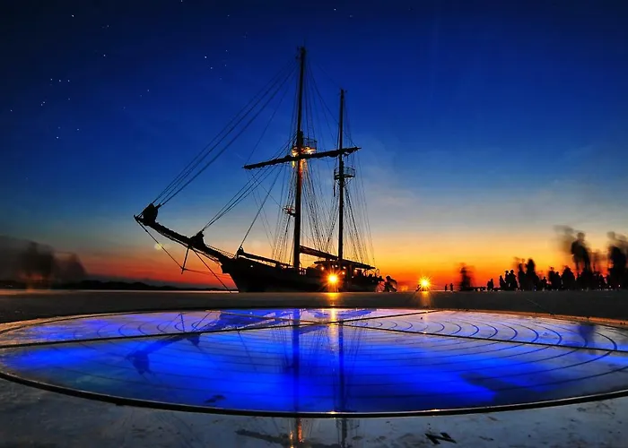 Stylish In The Center Of Appartement *